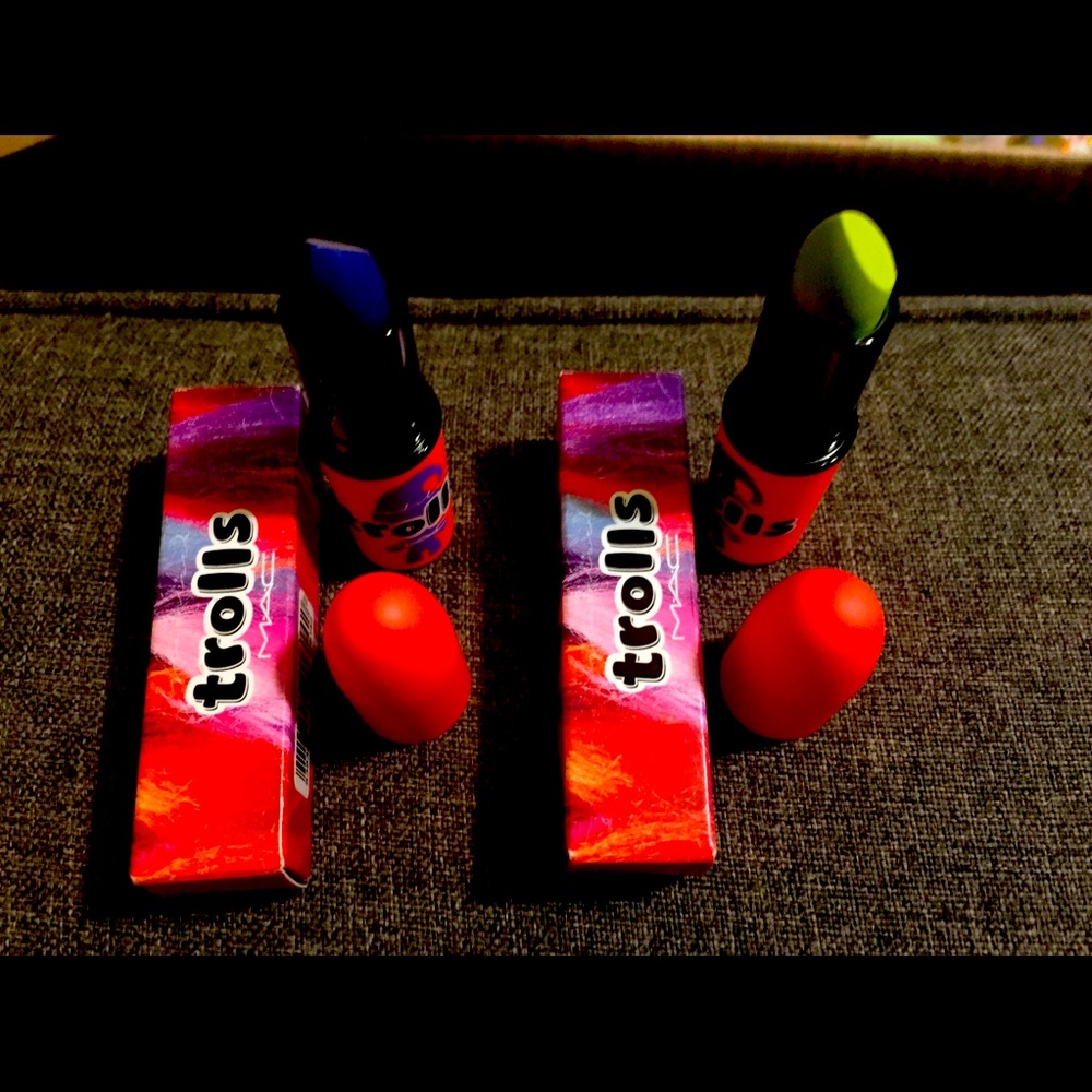 MAC Trolls Lipstick Set
